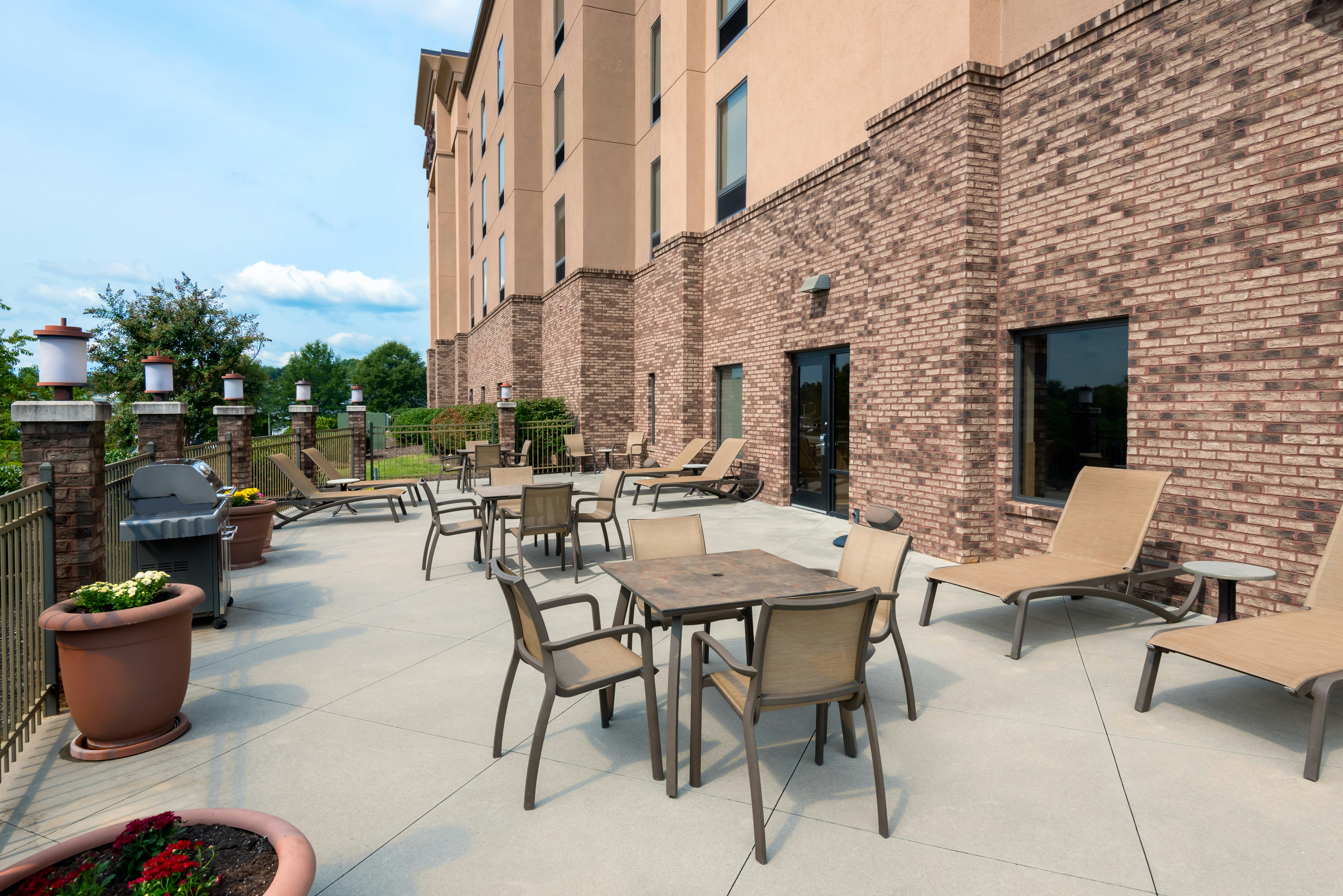 Hampton Inn and Suites Winston-Salem University Area 7/14
