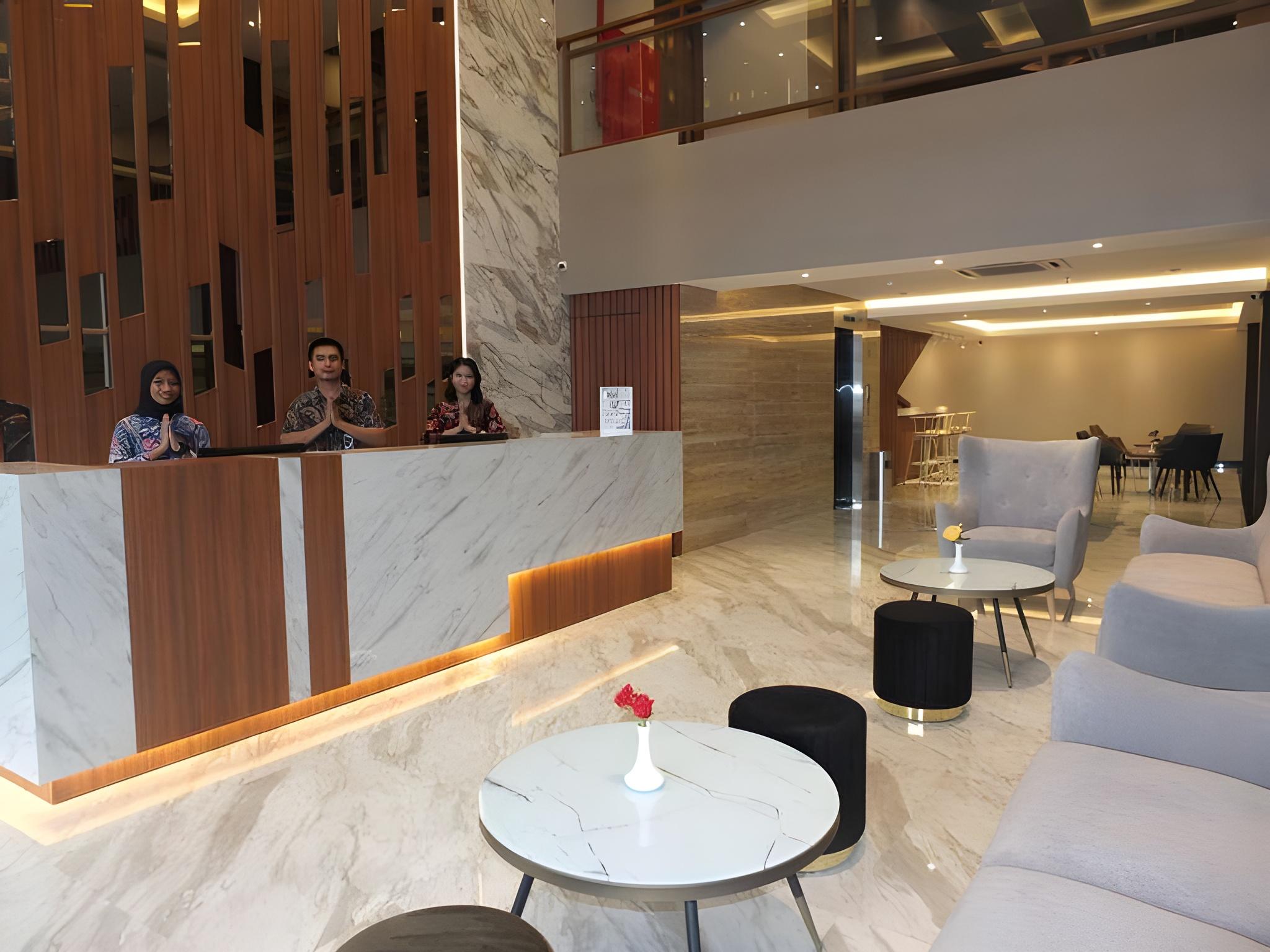 W Three Style Hotel Makassar 5/23