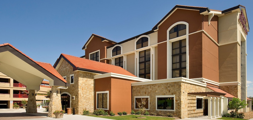 Drury Plaza Hotel San Antonio Airport 2/50