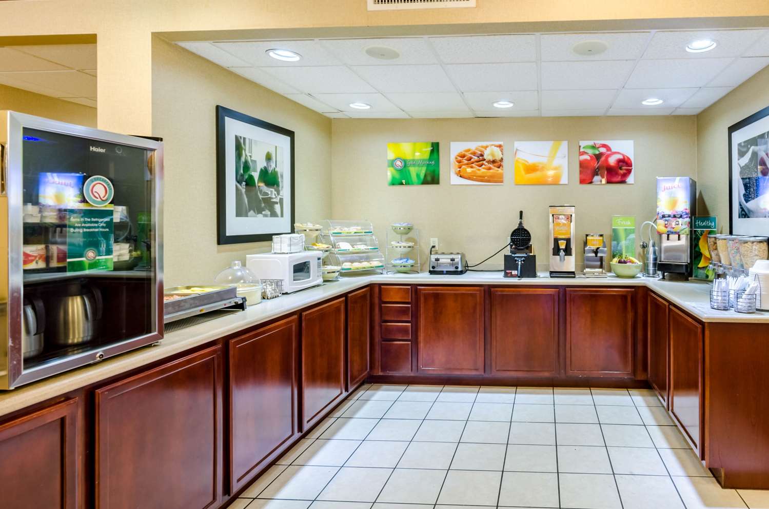 Lobby at Quality Inn Lynchburg Near University, LYNCHBURG - VA