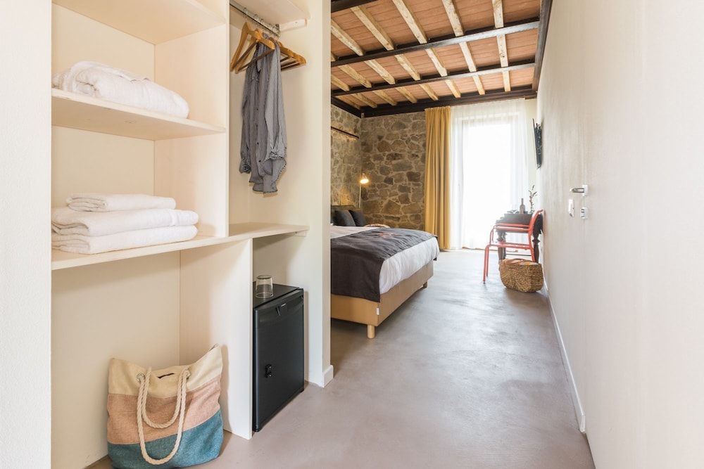 Valdonica Winery & Vineyard Residence 26/50