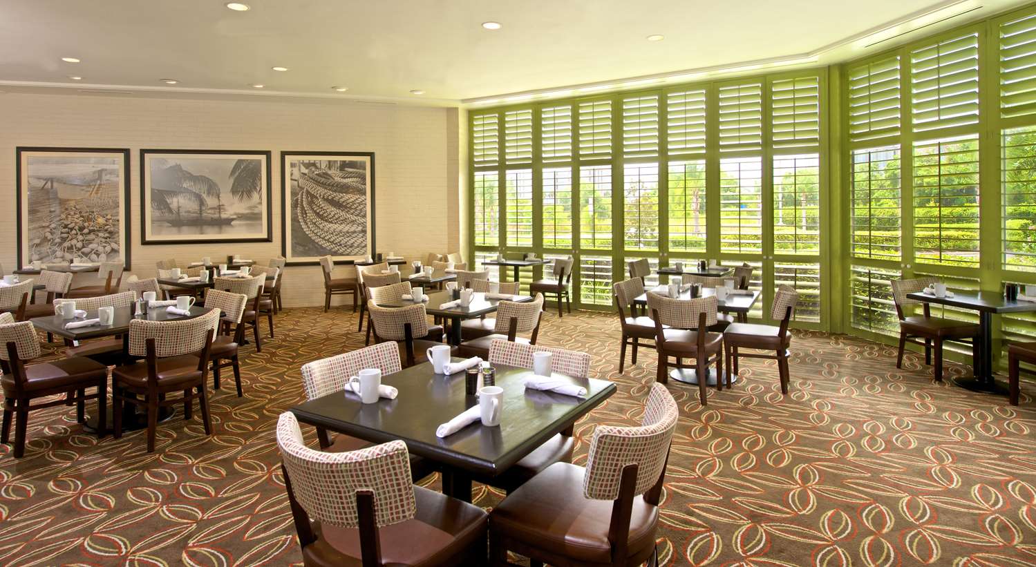 restaurant cafeteria
