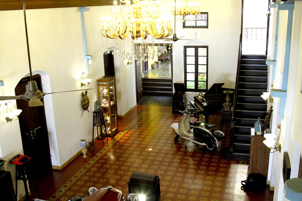 Bloom Boutique Waterfront Fort Kochi 34/50