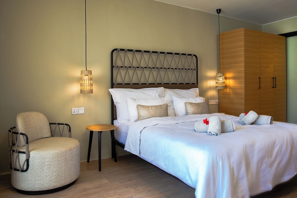 غرفة بريميوم بسرير كوين بإطلالة على البحر، Kombo Beach Resort 7/10