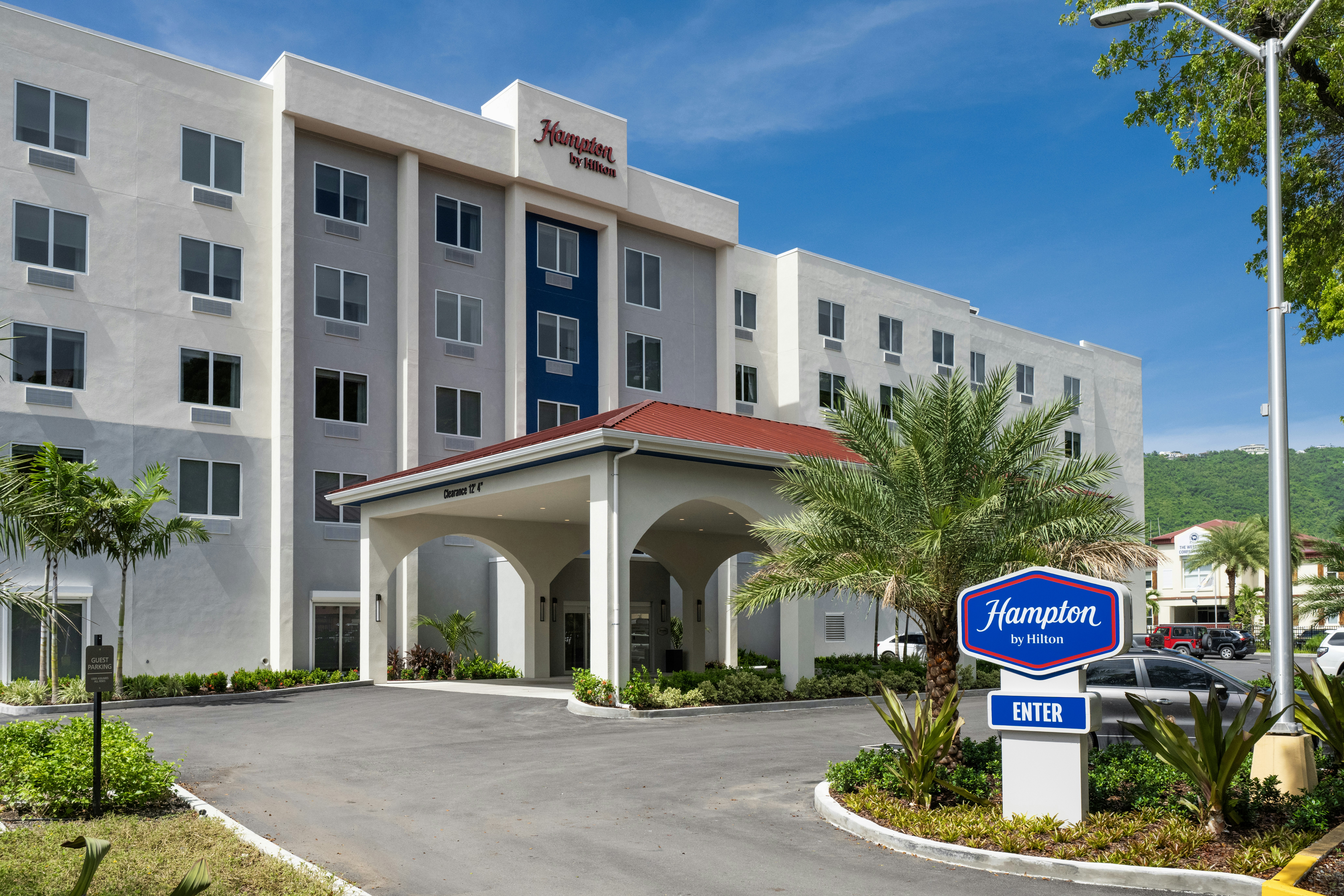 Hampton Inn by Hilton St. Thomas 23/24