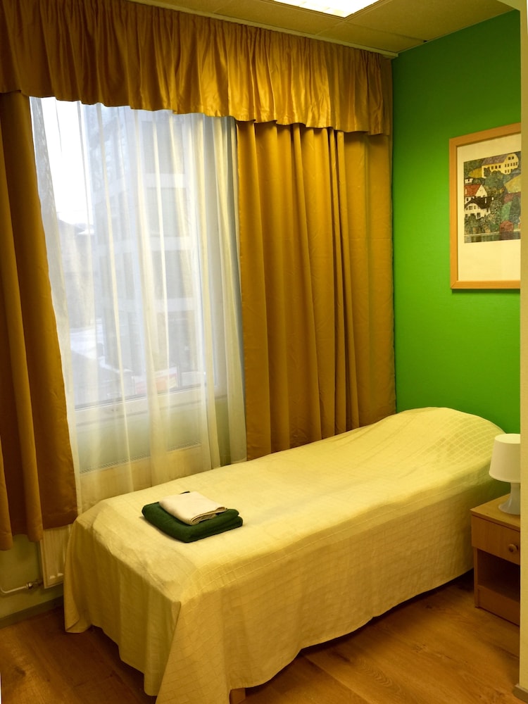 Center Hotel 26/62