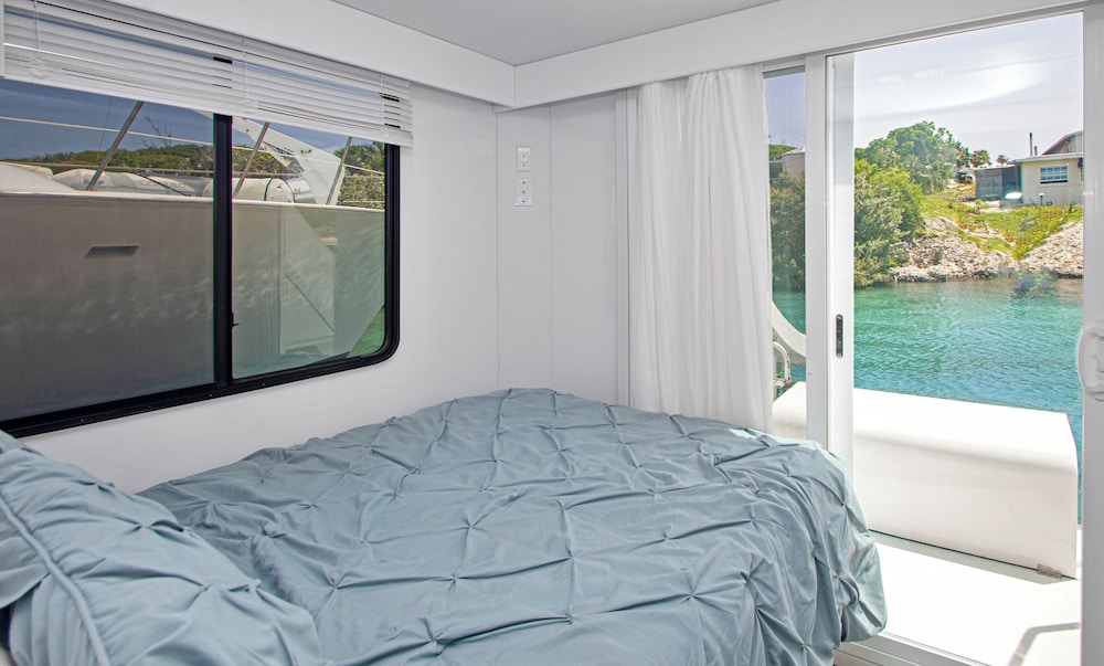 Saint Francis Resort 10/50
