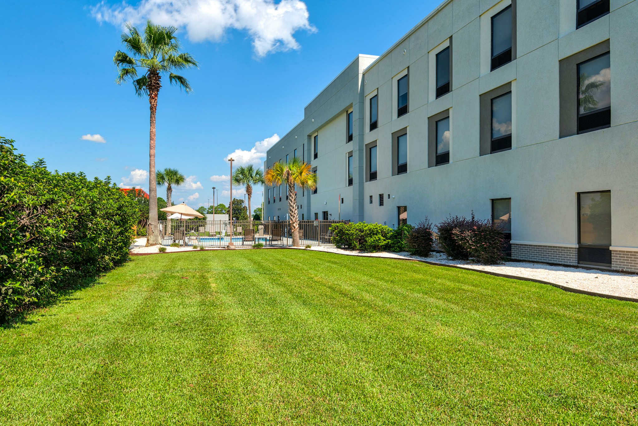 Hampton Inn Suites Pensacola I 10 North At University Town Plaza 55/57