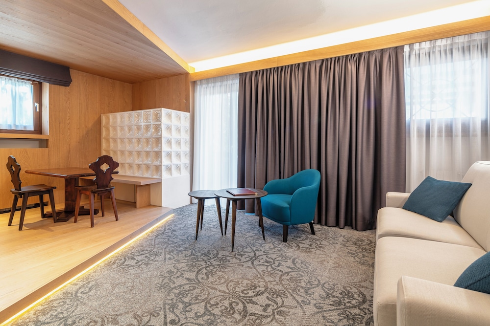 Lajadira Hotel 54/69