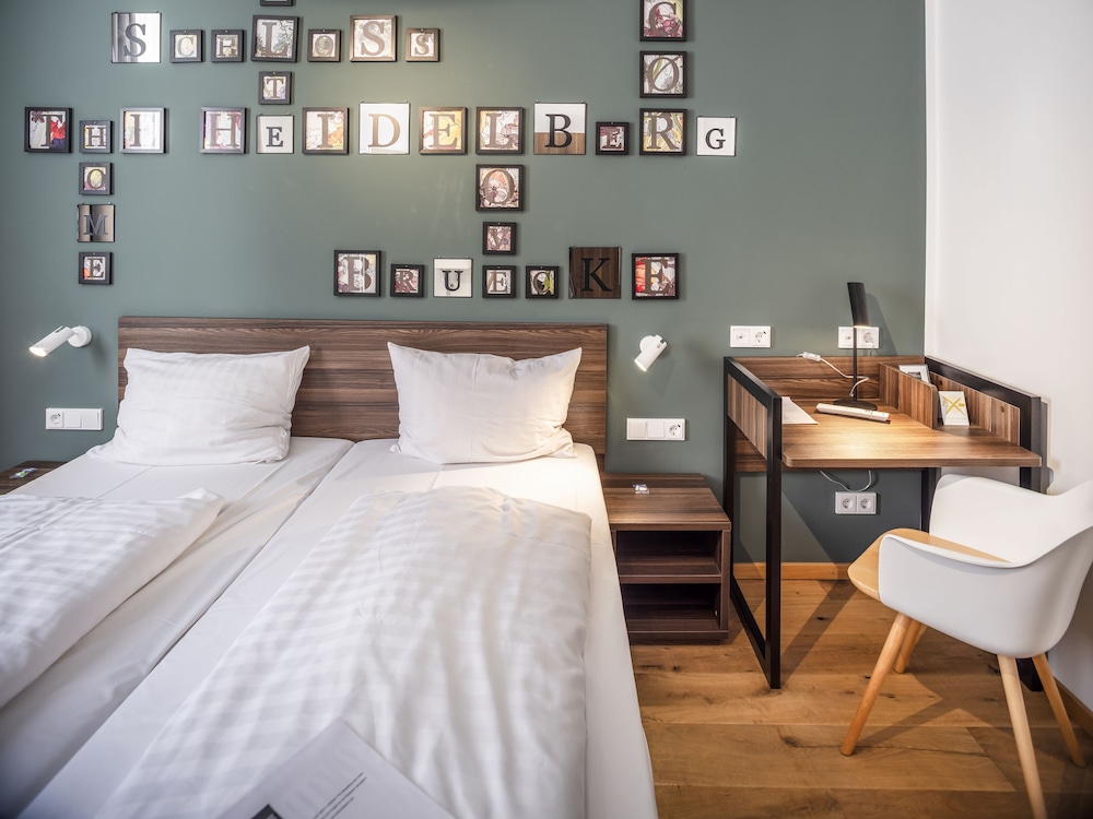 Acor Boutique Hotel 34/58