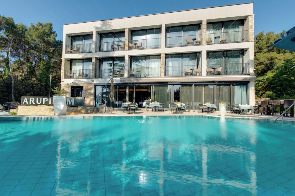 Hotel Arupinum 3/27