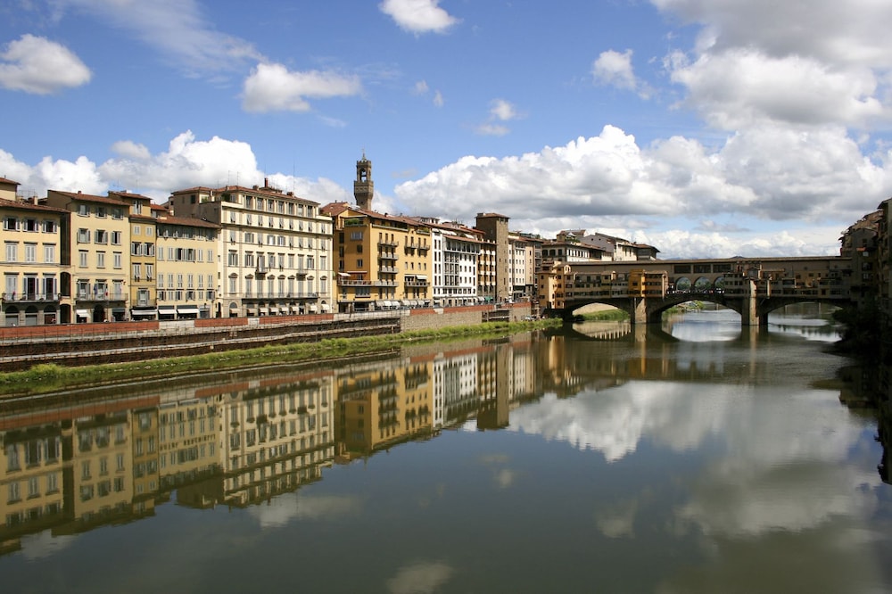 Palazzo Montebello Firenze 50/50