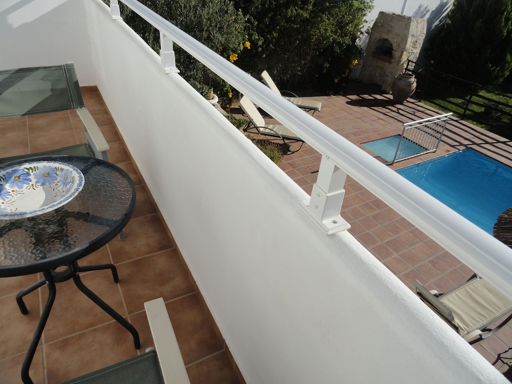 Phaestias Villas 7/22