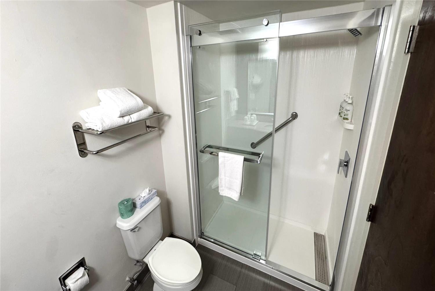 Wingate By Wyndham Raleigh Durham Airport 29/30