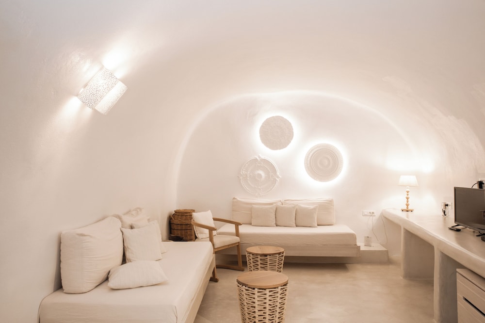 Aperto Suites - Adults Only 31/50