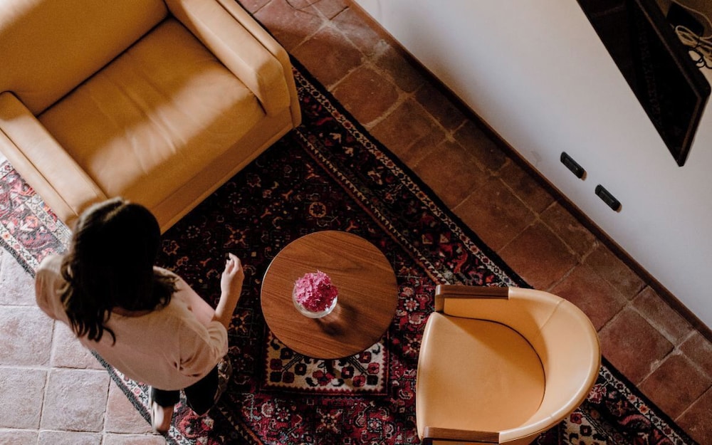 Albergo dell Agenzia 13/76