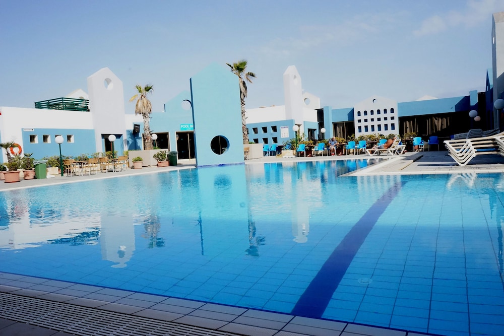 The St. Georges Park Hotel 7/59