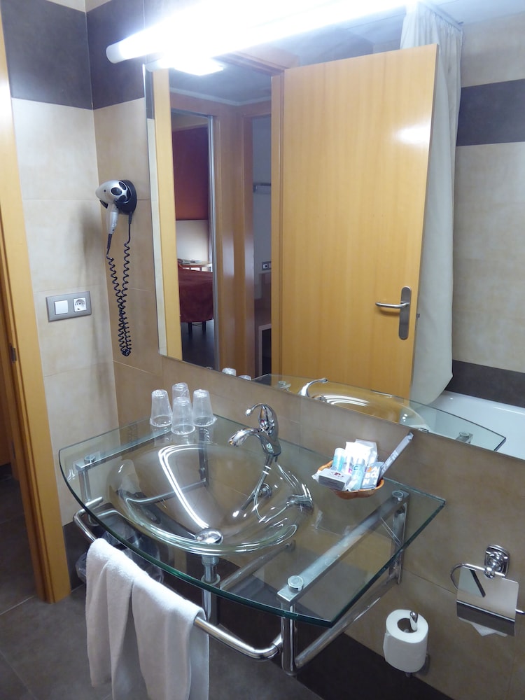 Hotel Pere III el Gran 22/37