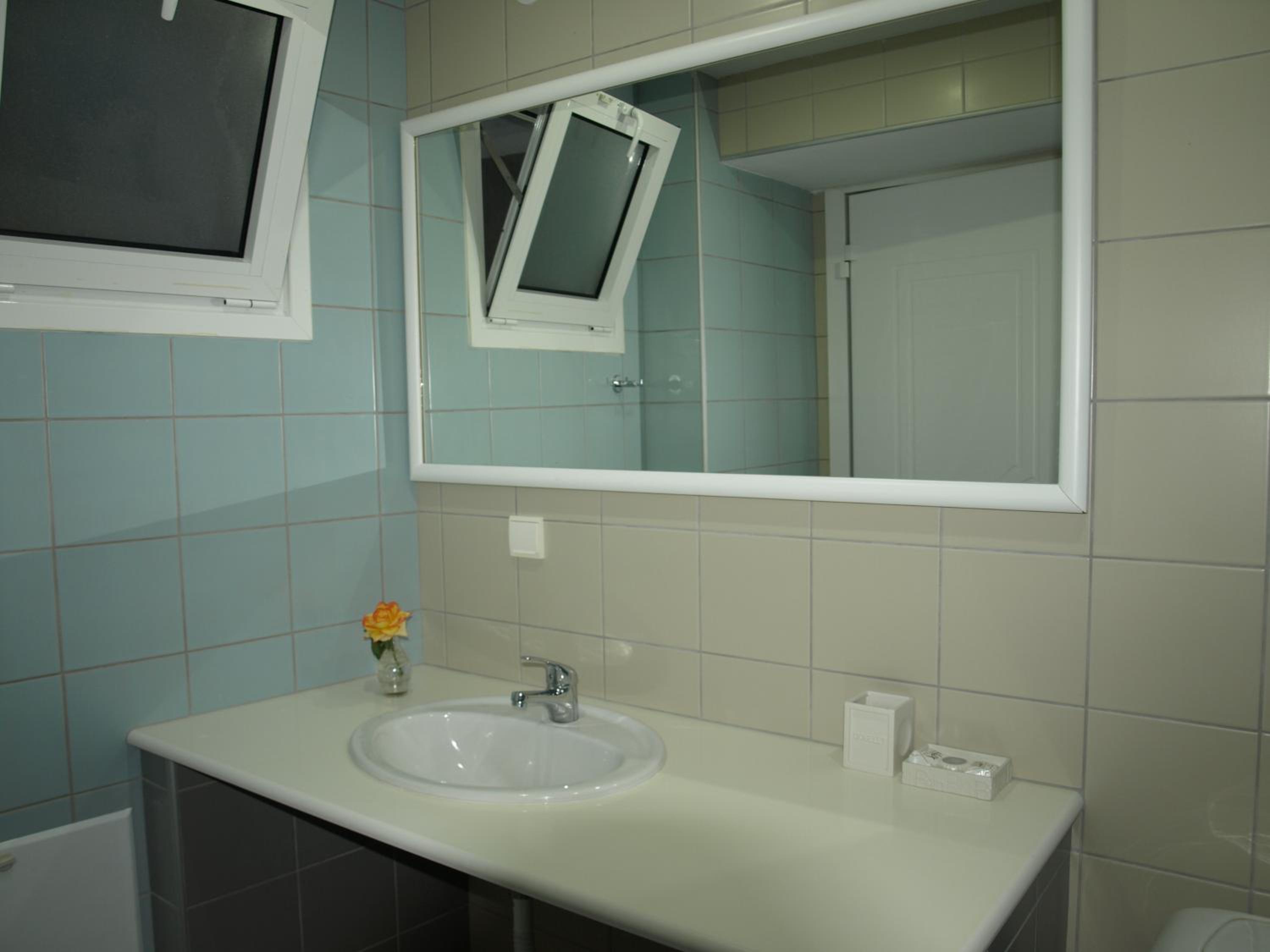 شقة، Kastro Studios And Apartments 5/5