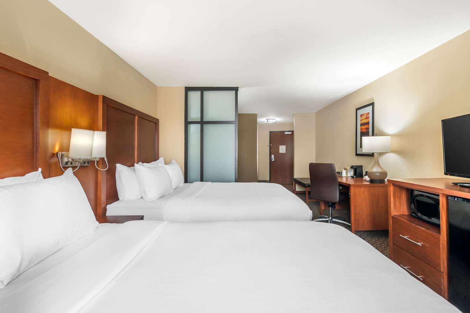 Suite, 2 Queen Beds