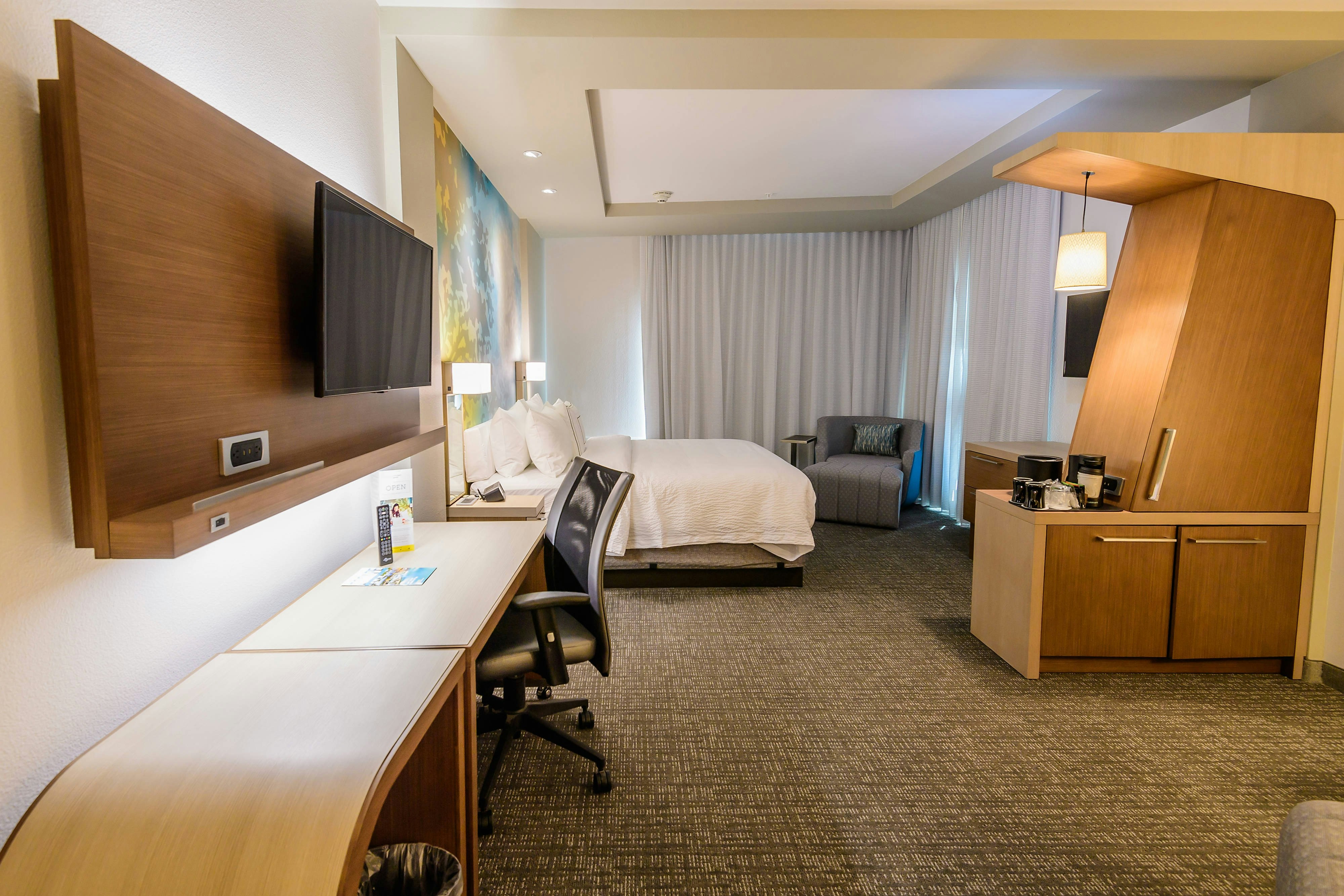 Courtyard By Marriott Lake Jackson 15/58