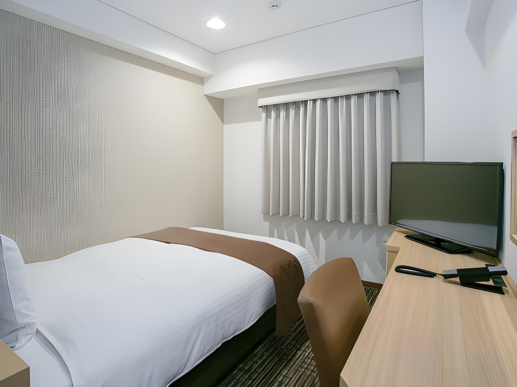 Semi Room, 4 Rooms, Standard, Semi Double Bed