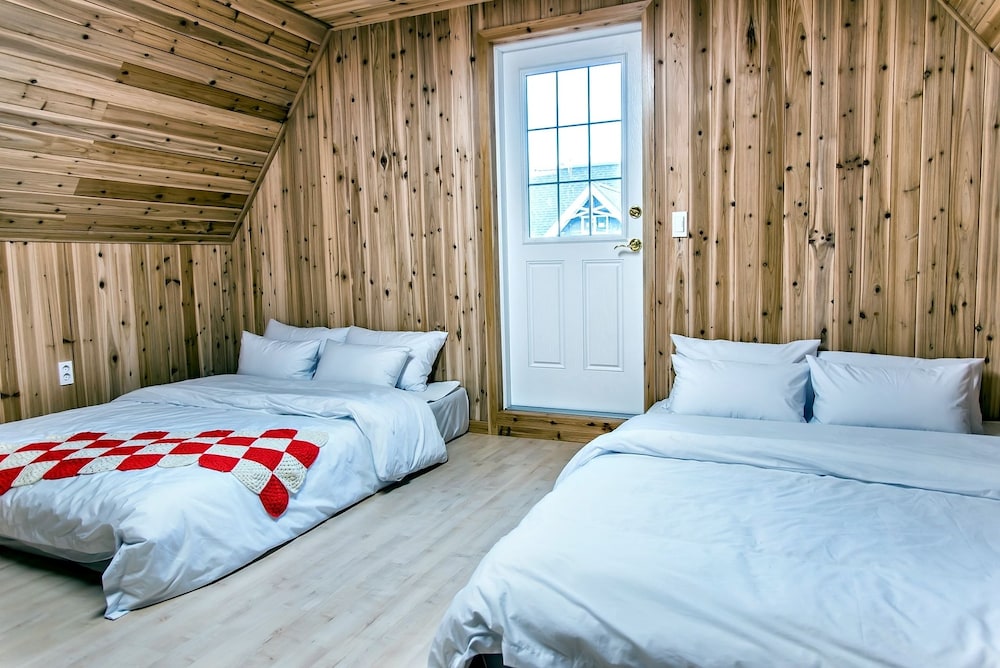 Browncabin Pension 9/50