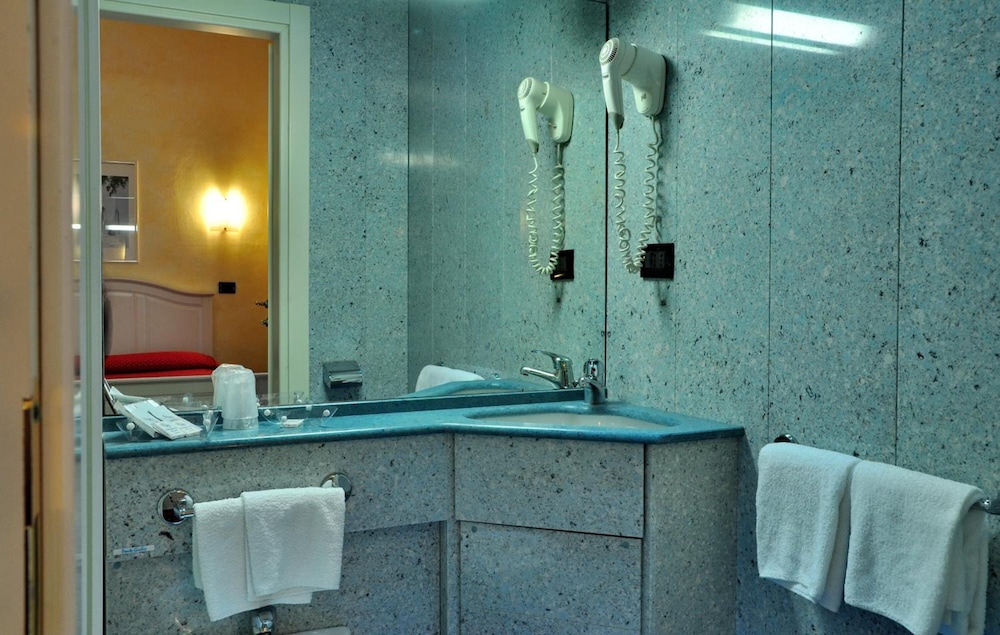 Hotel Galimberti 10/66