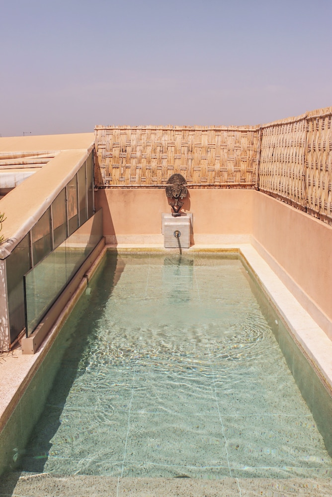 Riad Houdou 35/77