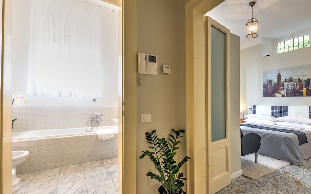 Rame Suites 66/68
