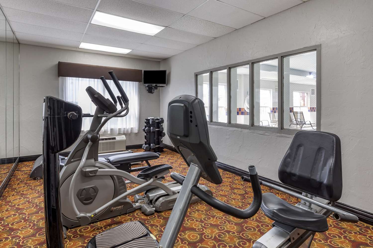 Quality Inn & Suites I-35 E-Walnut Hill 25/41