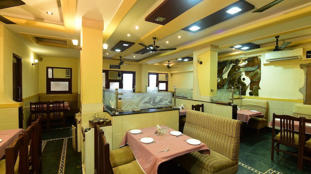 Hotel Ashlesh 34/39