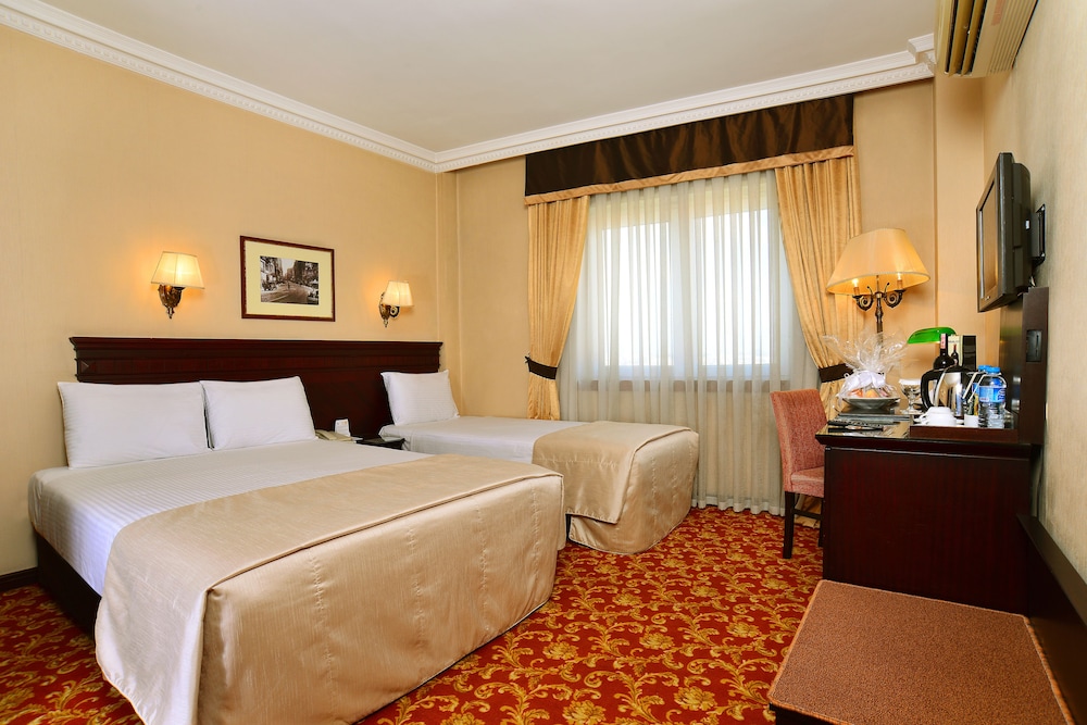 Pera Rose Hotel 19/78
