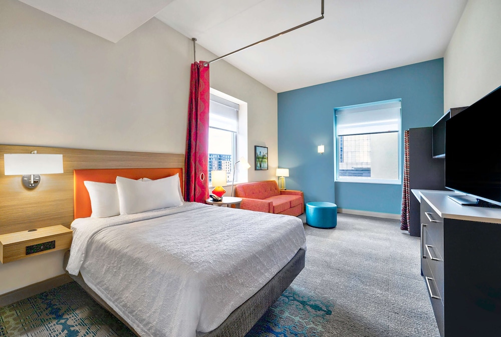 STUDIO, QUEEN BED, ACCESSIBLE
