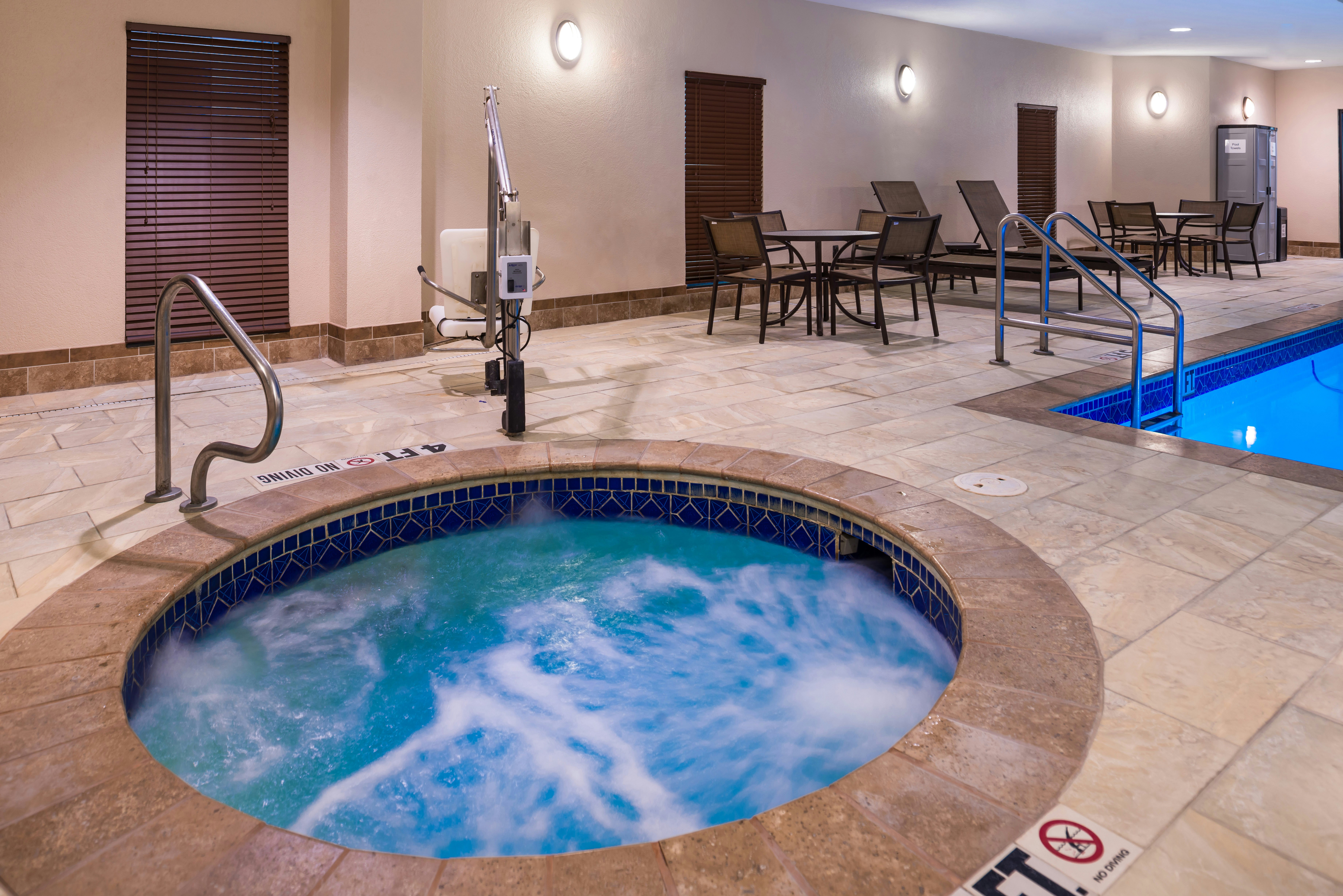 Hampton Inn Suites Big Spring 20/47