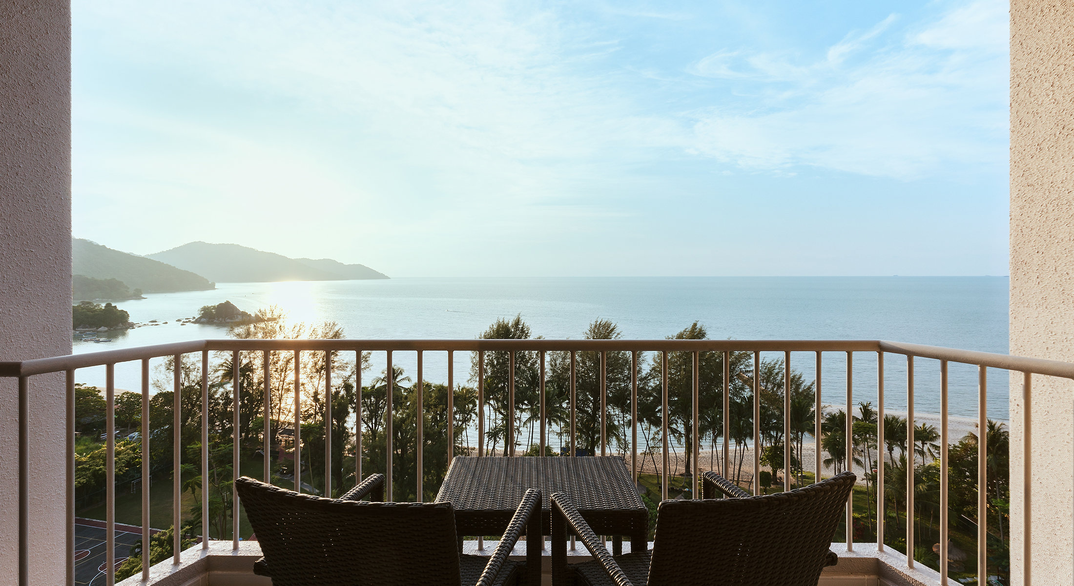 Bayview Beach Resort 74/78
