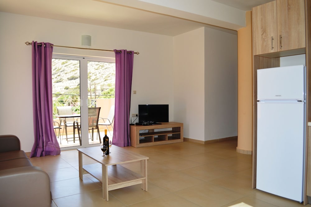 Matala Bay Apartments 35/64