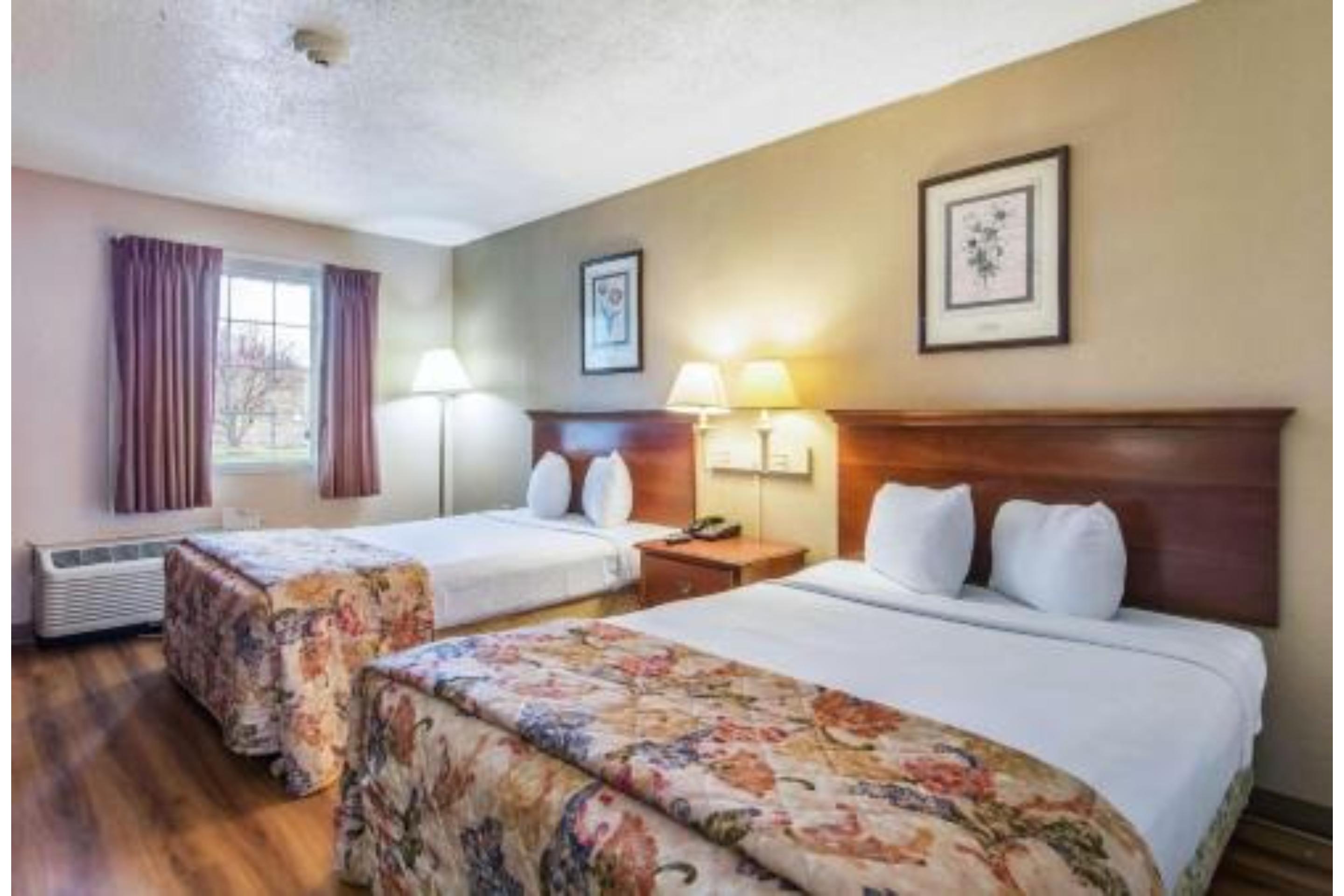 2 Full Beds - Smoking