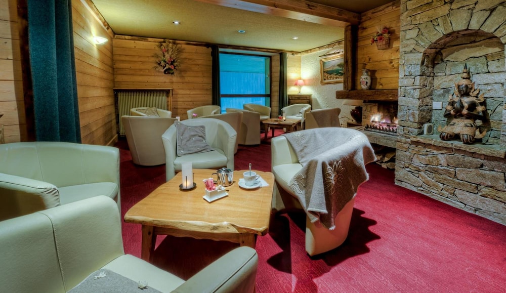 ALP'HOTEL 38/42