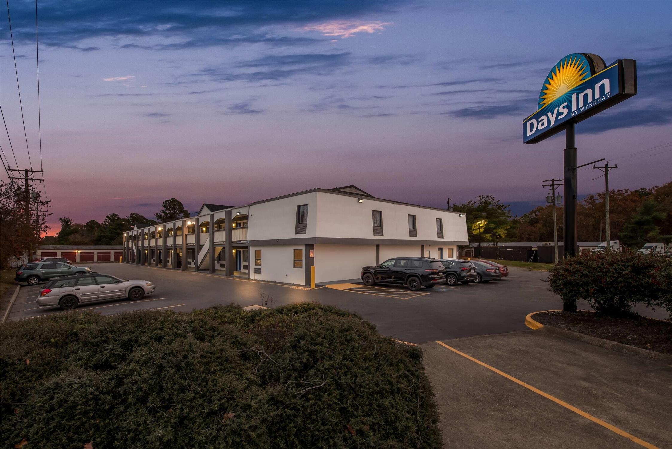 Days Inn by Wyndham Chesapeake 38/45