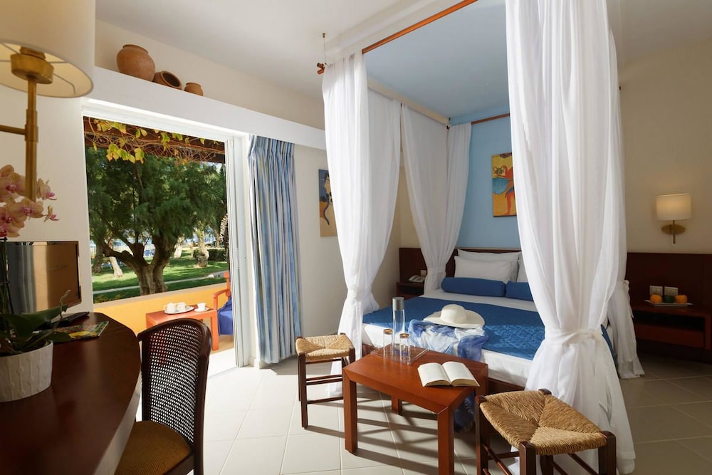 Anissa Beach and Village Hotel 31/80