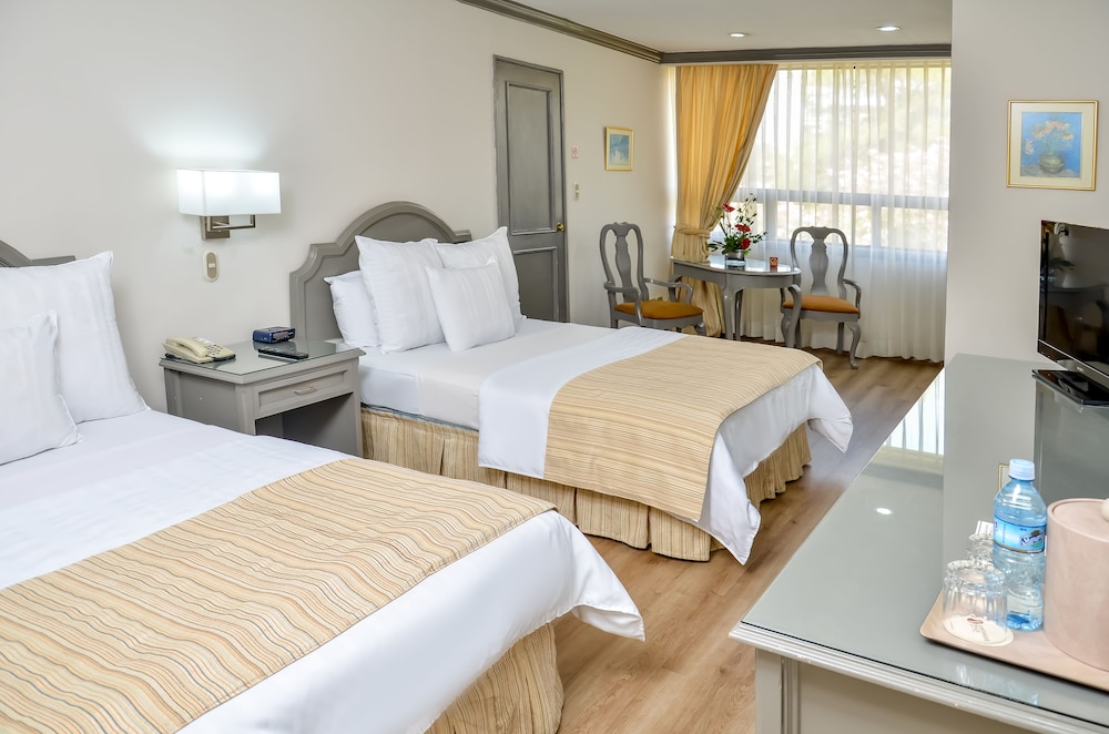 Hotel Santander Plaza 8/60