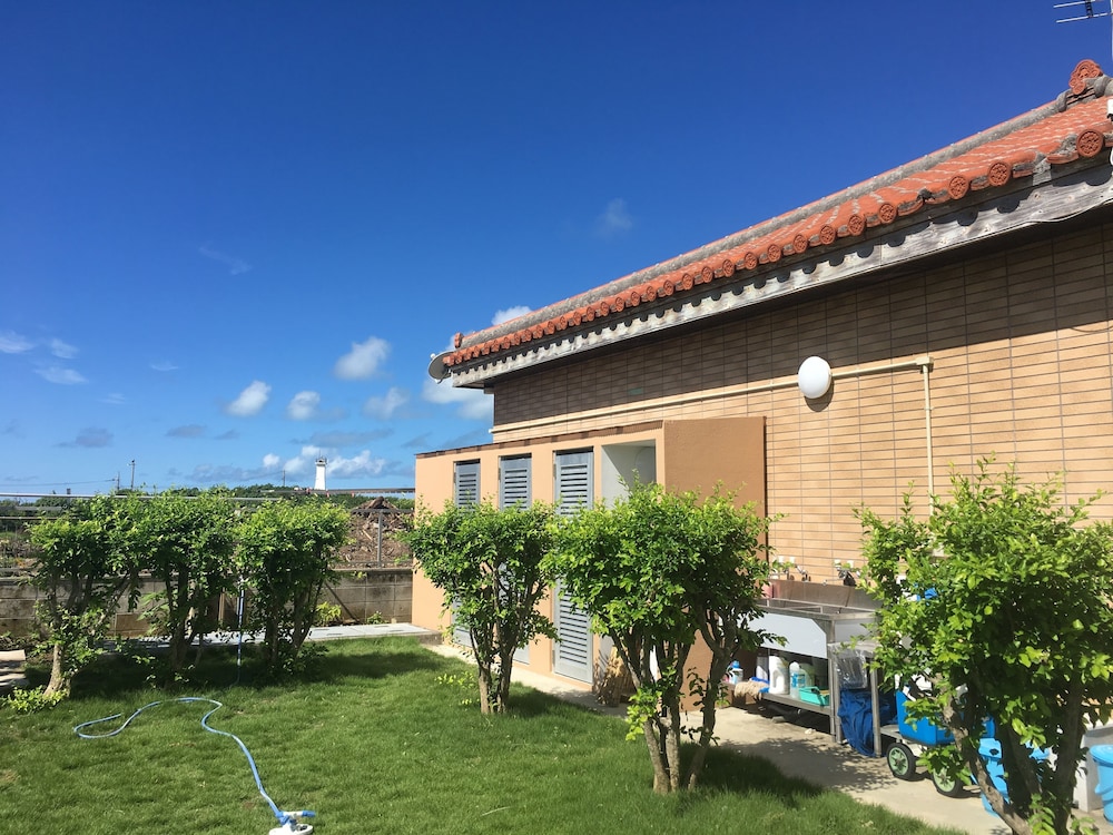 Hali Hali House 32/41
