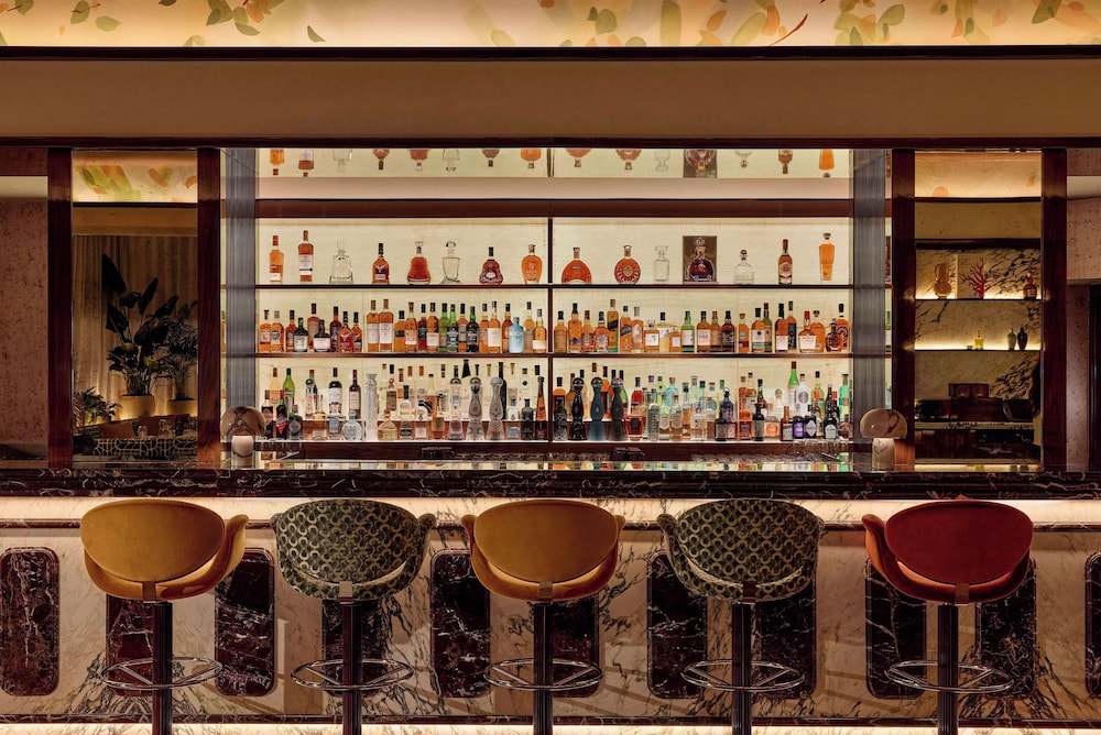 THE BERKELEY HOTEL 53/73