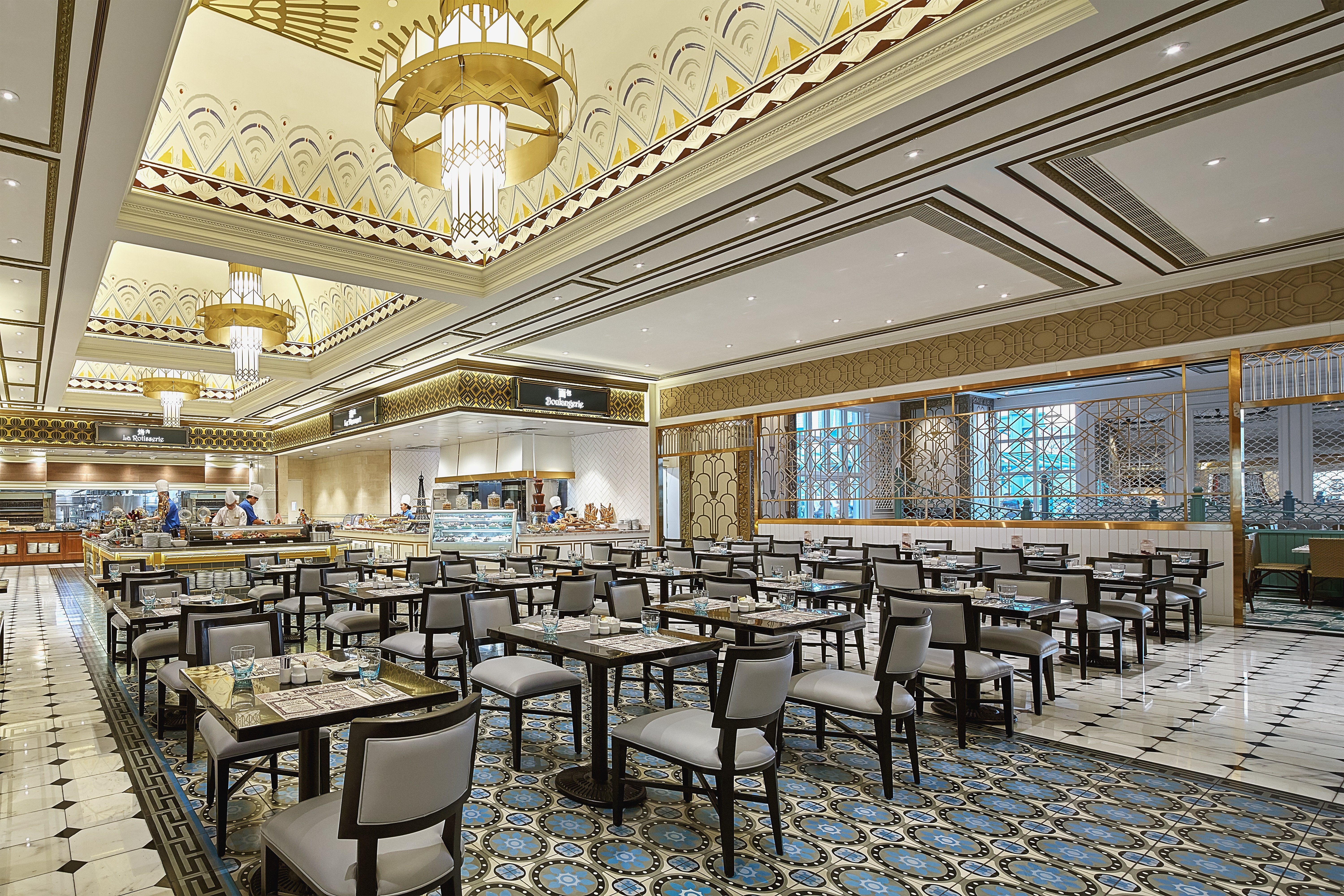 The Parisian Macau 35/50