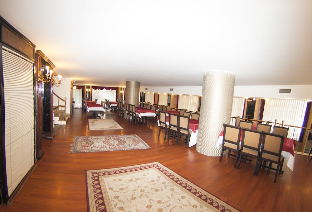 Tayhan Hotel 34/39