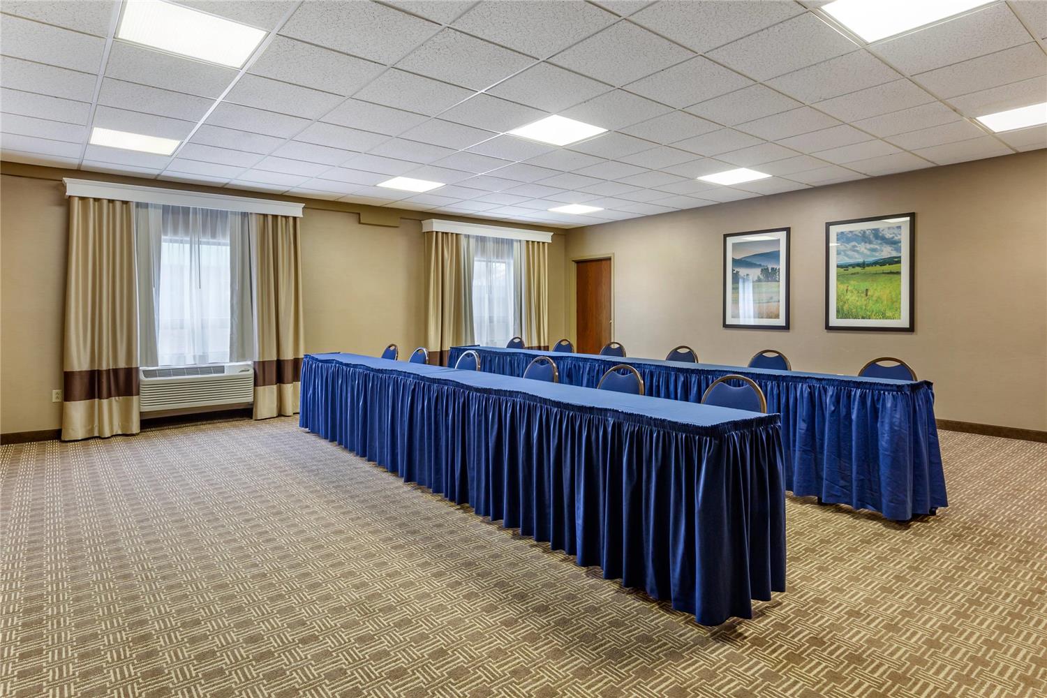 Comfort Inn Aikens Center 31/35