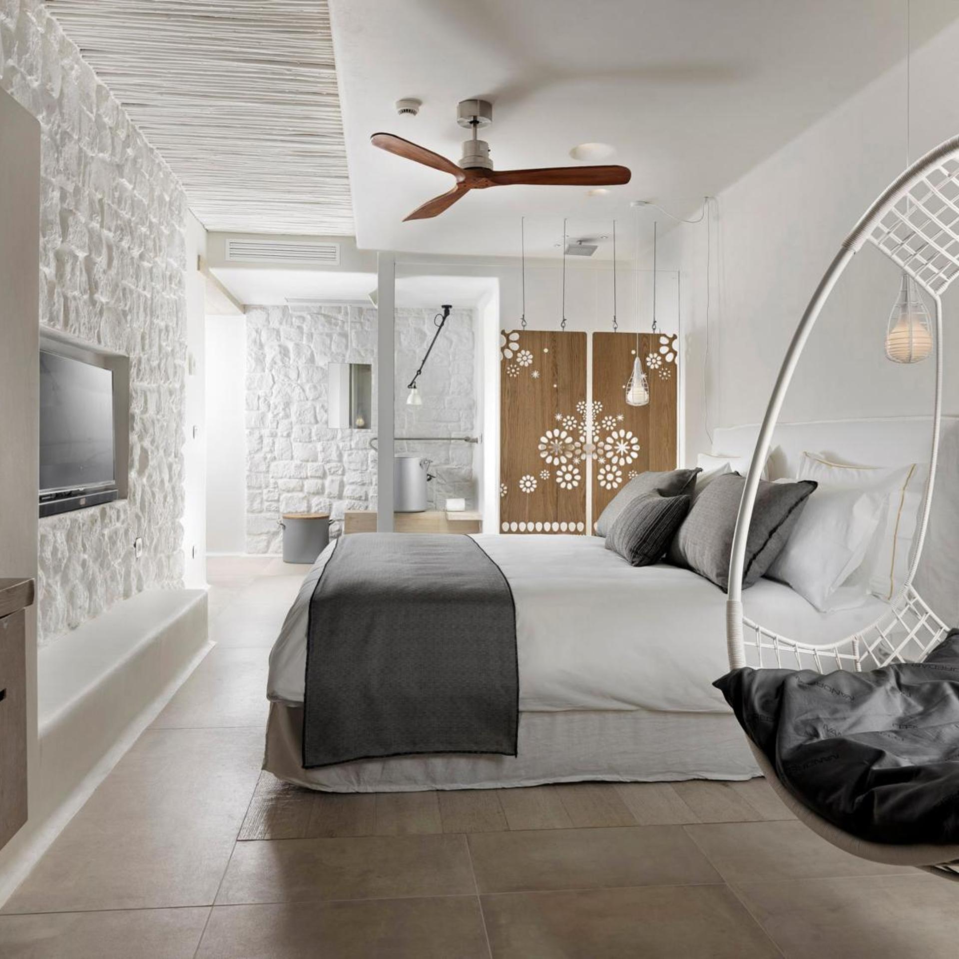 Deluxe, King Bed, Plunge Pool