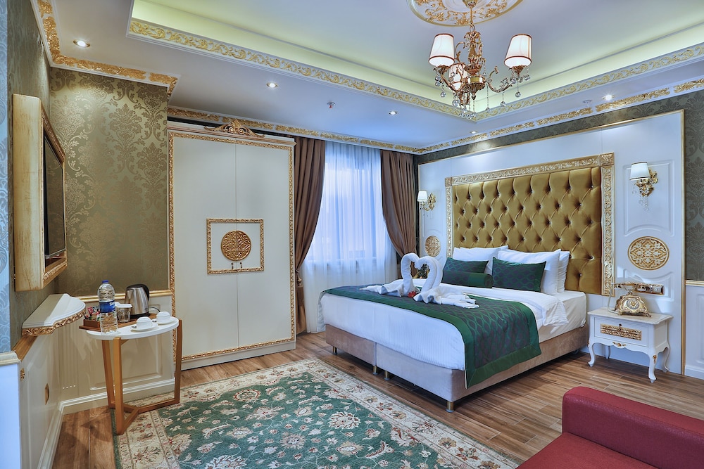 HOTEL EMIRHAN PALACE 26/67