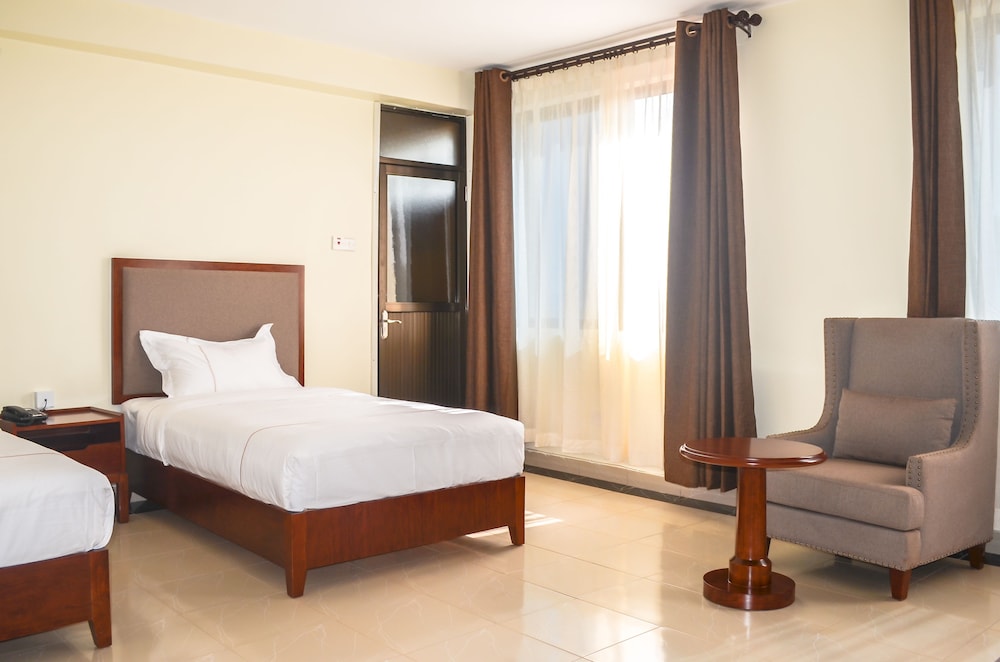 ROOM, TWIN BEDS